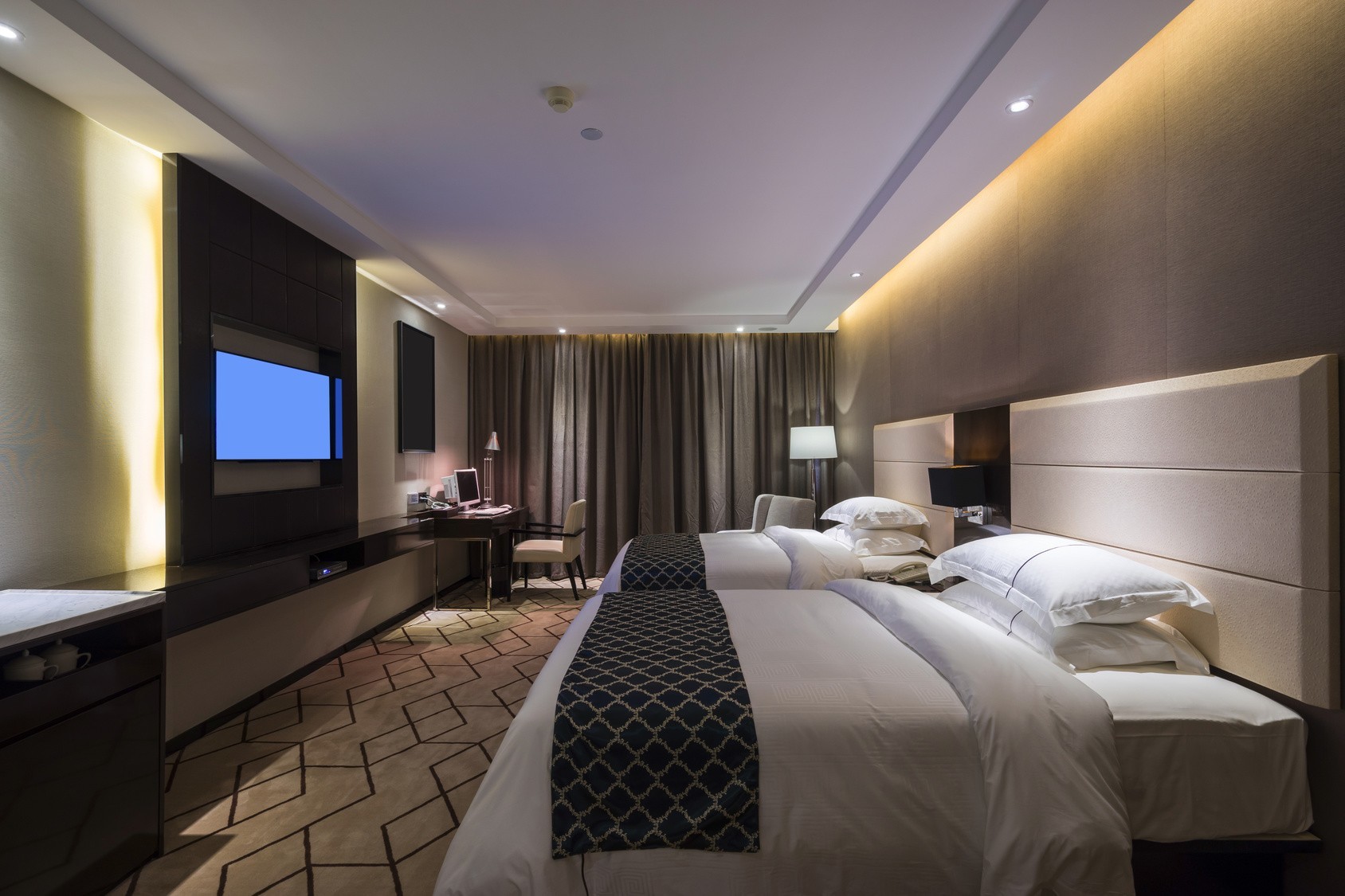 Hotelimmobilien: Hotelmakler REBA IMMOBILIEN AG bietet Hotelimmobilien-Datenbank