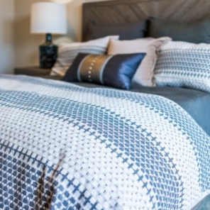 Hotelverkauf Berlin: Hotel verkaufen in Berlin: Hotelmakler REBA IMMOBILIEN AG bietet Hotelinvestoren und Hotelbetreibern Hotelimmobilien und Hotels zum Kauf in Berlin