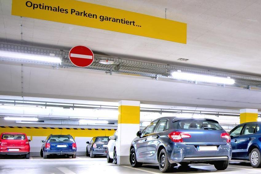 REBA IMMOBILIEN AG kauft Parkhaus Immobilien und pachtet Parkhäuser für ihre Kunden und Mandanten in Berlin, Düsseldorf, Frankfurt am Main, Hamburg, Köln, München, Stuttgart, Dortmund, Essen, Bremen, Dresden, Leipzig, Erfurt, Hannover, Nürnberg, Duisburg, Wuppertal, Bielefeld, Bonn