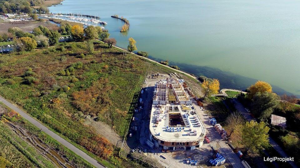 Neubau in Ungarn am Balaton Plattensee mit Marina: 180 Luxuswohnungen, als Seniorenresidenz für Deutsche & Schweizer Kunden geeignet