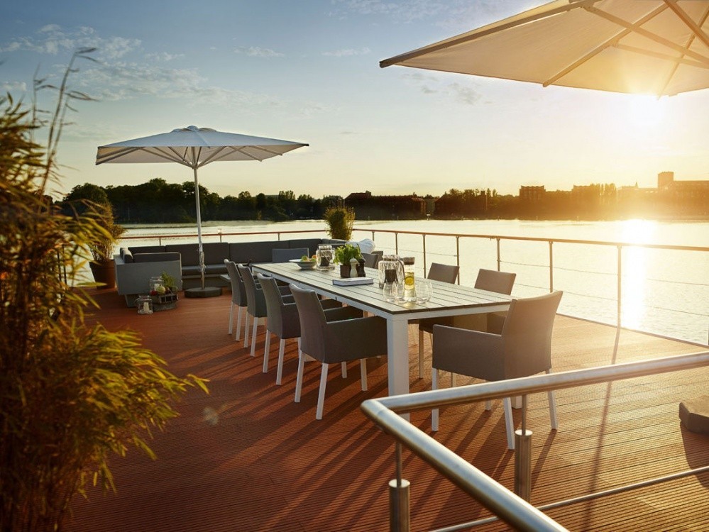 Luxus Hausboot Luxus Hausboote Hersteller Reba Immobilien Ag Off Market Immobilien