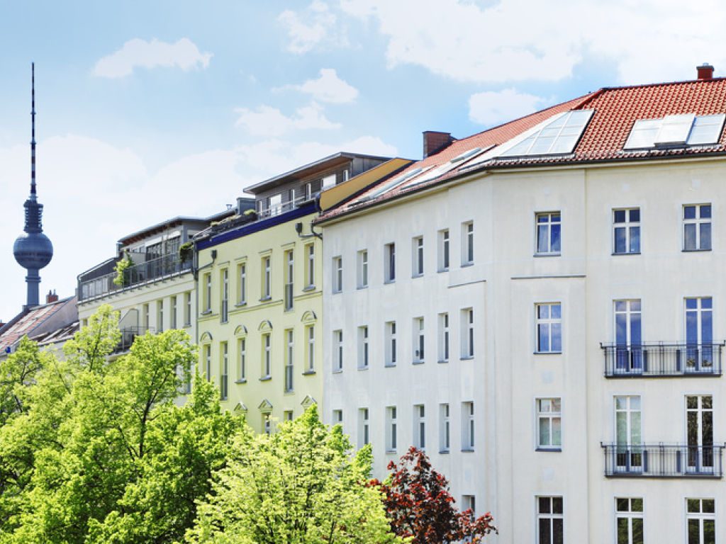 Off Market Immobilien Deal: REBA IMMOBILIEN AG vermittelt MFH mit 17 WE in Berlin Spandau