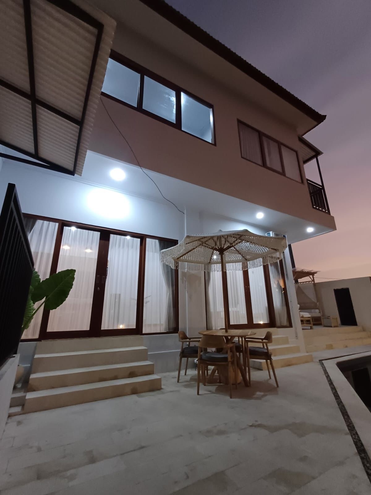 Neubau der REBA IMMOBILIEN AG auf Bali in Indonesien: Erstes Bauprojekt befindet sich in der Fertigstellungsphase