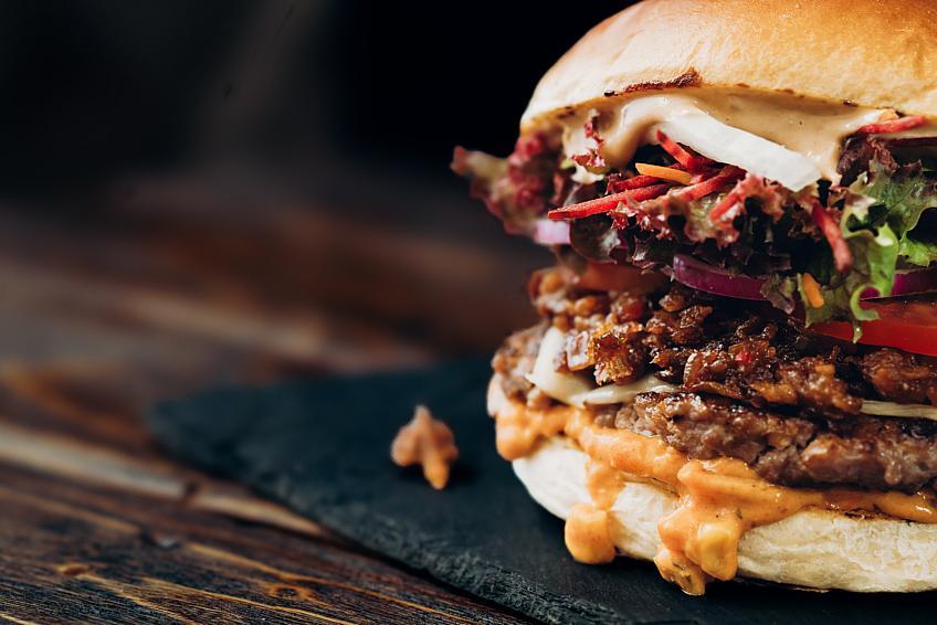 Old Oak GmbH setzt Wachstumskurs fort: Neues Old Oak Burger-Restaurant in Schwalmstadt in Hessen geplant